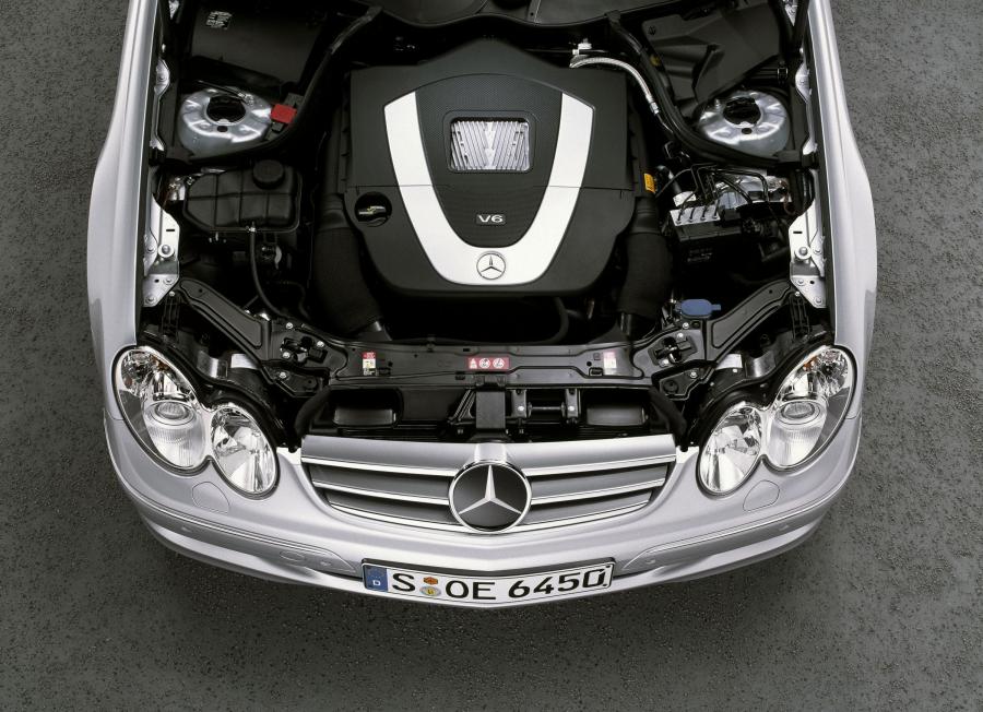  Mercedes-Benz CLK-Class 2006 года  (фото 21 из 33)